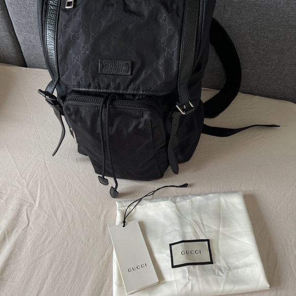 Gucci backpack in black monogram nylon canvas and leather with sivler hardware - Picture 3 of 11